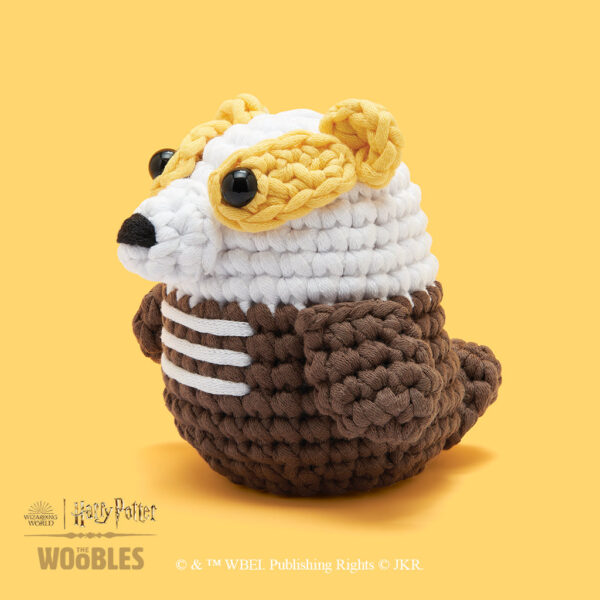 33HF-HufflepuffMascot-PF-YOT2-RET.jpg Hufflepuff™ Badger Crochet Kit